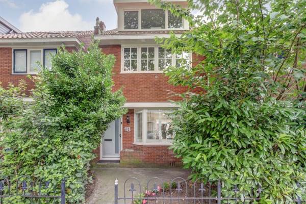 Woning Burgemeester Ter Laanstraat 18 Zaandam