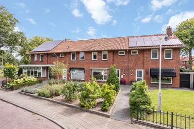 Woning Mr. de Savornin Lohmanstraat 2 Oldenzaal
