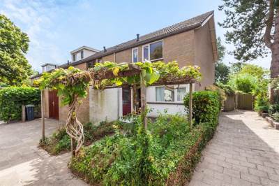Woning Staringhof 30 Hellevoetsluis