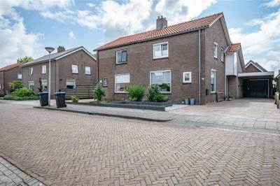 Woning Rozenlaan 25 Rouveen