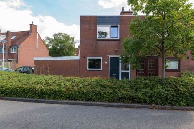Woning Kastanjelaan 1 Hellevoetsluis