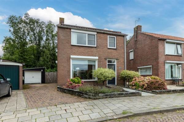 Woning Burgemeester van Horsighstraat 3 's-Heerenhoek