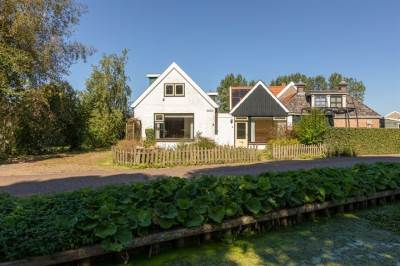 Woning Tsjerkegrêft 9 Nijland