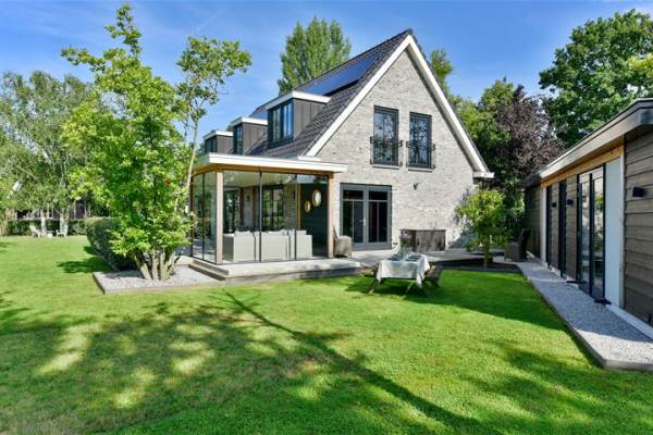 Woning Vuurlijn 33 De Kwakel