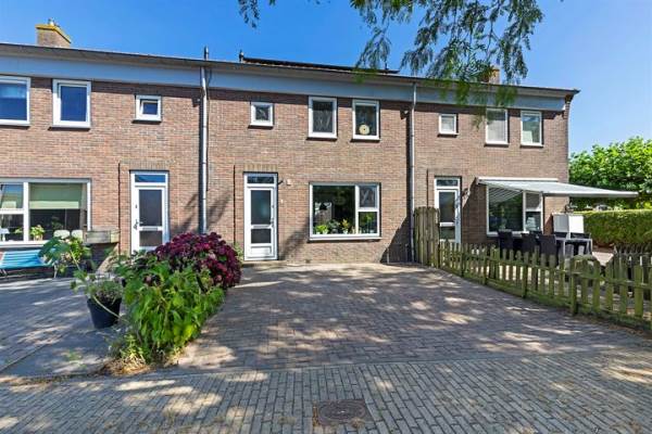 Woning Menso Poppiusstraat 4 Oosterzee