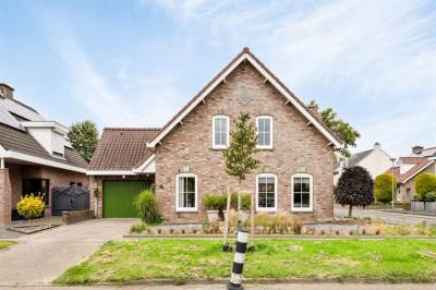 Woning Burg Eussenstraat 51 Elsloo (LI)