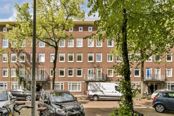 Woning Orteliusstraat 1072 Amsterdam