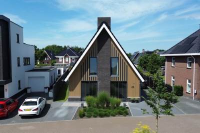 Woning Nienke van Hichtumweg 25 Heerenveen