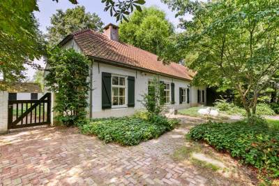 Woning Landrop 21 Hoogeloon