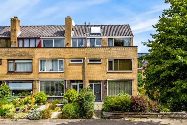 Woning Lijsterlaan 142 Maassluis