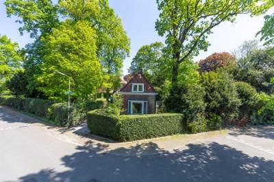 Woning Koningin Emmalaan 26 Bussum