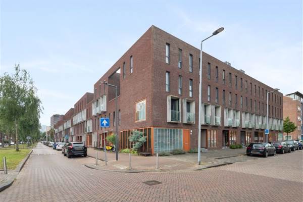 Woning Vredenoordlaan 2 Rotterdam
