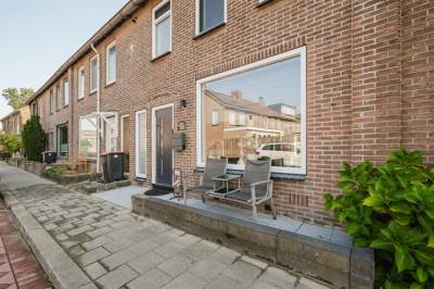 Woning Maasstraat 13 Rhoon