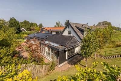 Woning Lekdijk 52 Ammerstol