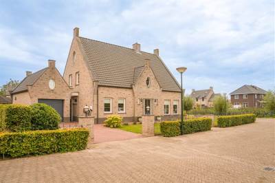 Woning Polderzicht 15 Wijk en Aalburg