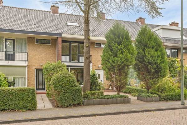 Woning Lijsterlaan 92 Maassluis