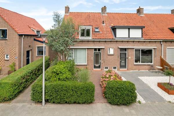 Woning Beatrixstraat 10 Strijen
