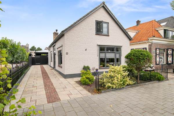 Woning Burgemeester van Engelenweg 56 IJsselmuiden