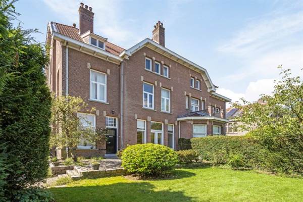 Woning Albrandswaardsedijk 82 Poortugaal