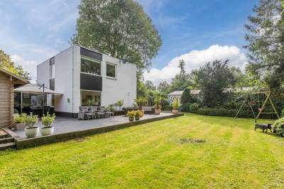 Woning Stresemann-Nes 19 Bergen (NH)