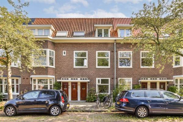 Woning Voltaplein 33- 1 Amsterdam