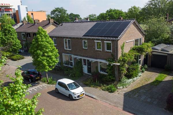 Woning Thomas Ainsworthlaan 23 Almelo