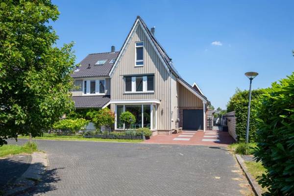 Woning Paaldijk 147 Zwaag