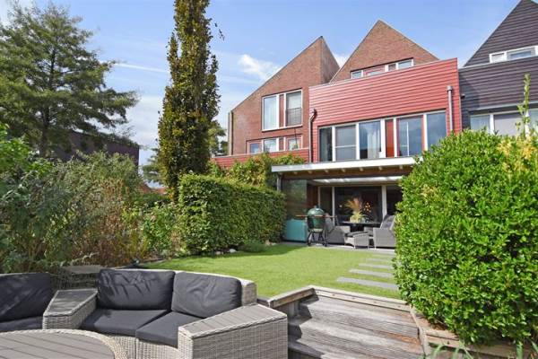 Woning Oeverwallaan 85 Den Haag