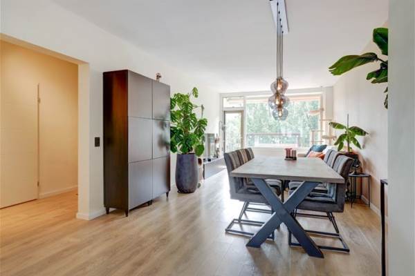 Woning Einsteinplaats 1105 Rotterdam