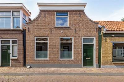 Woning Stationsweg 7 Heenvliet