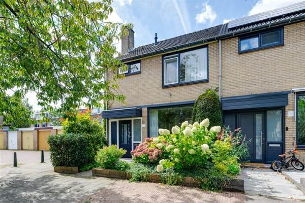 Woning Lariksstraat 37 Dordrecht