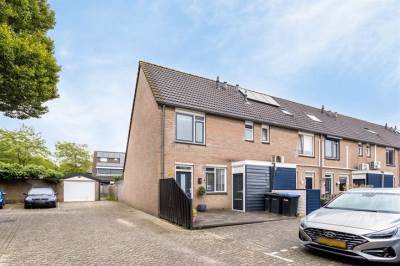 Woning Frida Katz-erf 174 Dordrecht