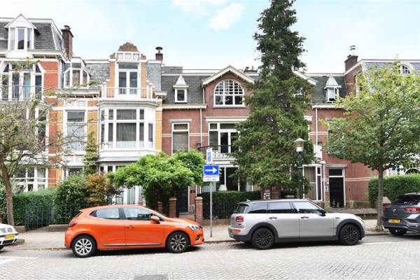 Woning Adelheidstraat 90 Den Haag