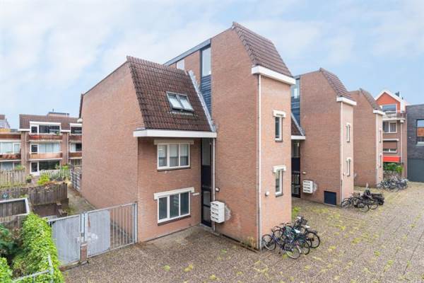 Woning Middellaan 142 Breda