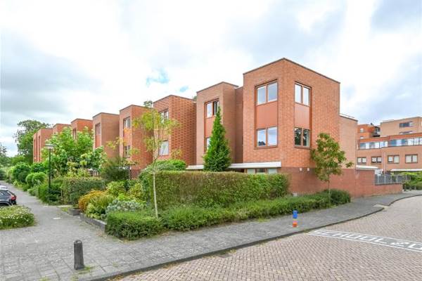 Woning van den Broekestraat 24 Beverwijk