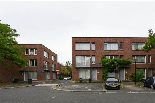 Woning Kouwenoordweg 24 Amsterdam