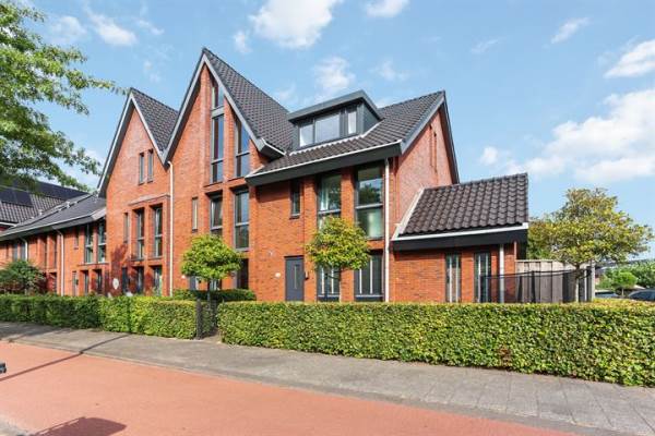 Woning Laan van Avant-Garde 514 Rotterdam