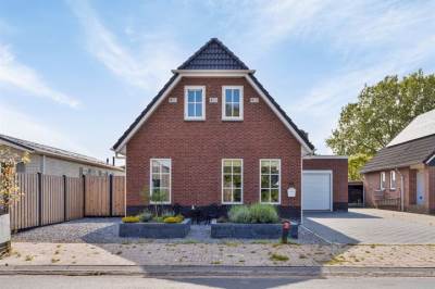 Woning Graauwedijk 37 Overschild