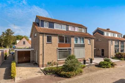 Woning Emmastraat 60 Lekkerkerk