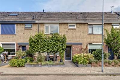 Woning Olmenlaan 12 Nijkerk