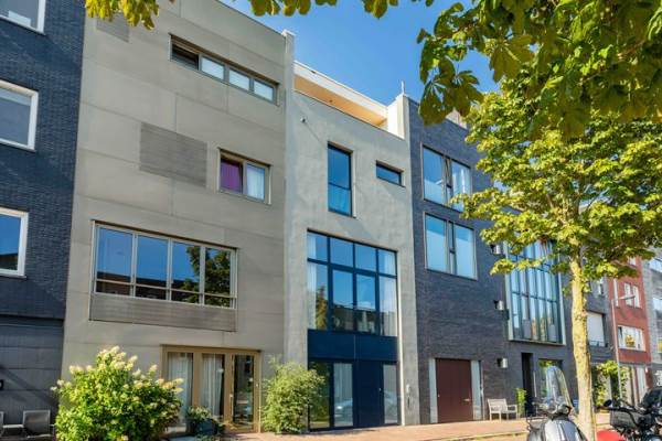 Woning William Barlowlaan 149 Amsterdam