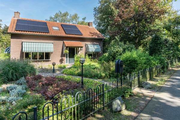Woning Erikaweg 6 Uden