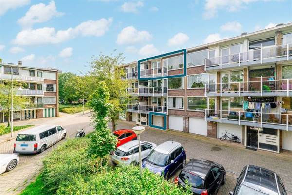 Woning Julianaplantsoen 202 Diemen