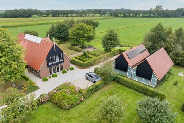 Woning Bûterheideveld 11 Makkinga