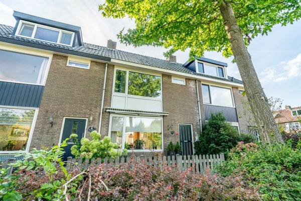 Woning Charlotte de Bourbonstraat 4 Leiderdorp
