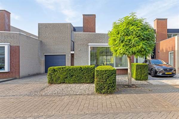 Woning Kalmoesberg 11 Roosendaal
