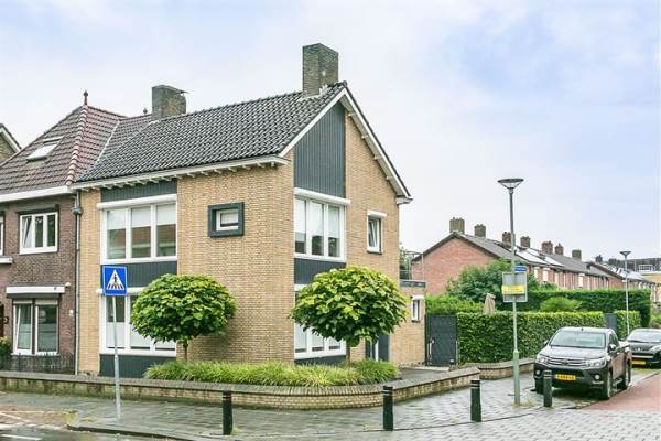 Woning Prins Bernhardstraat 74 Brunssum