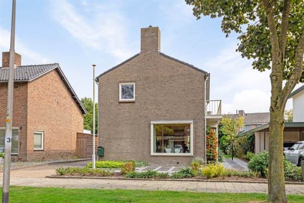 Woning Pasteurstraat 10 Hengelo (OV)