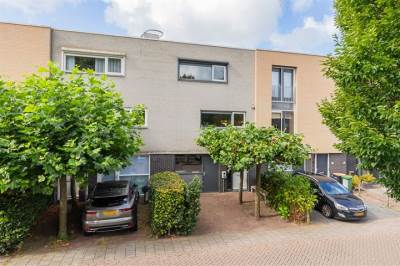 Woning L. Springerstraat 28 Velserbroek