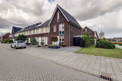 Woning Aardbeivlinder 117 Tiel